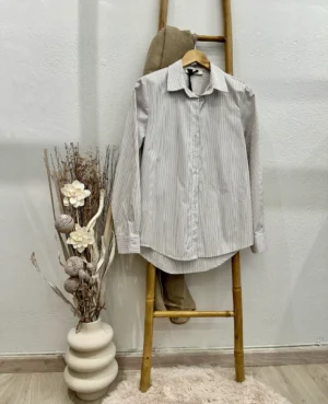 Πουκάμισο με λεπτή καφέ ρίγα