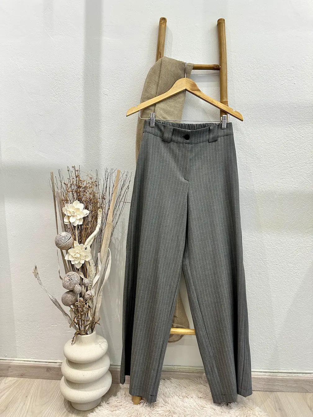 Παντελόνα wide leg με ρίγες - Image 3